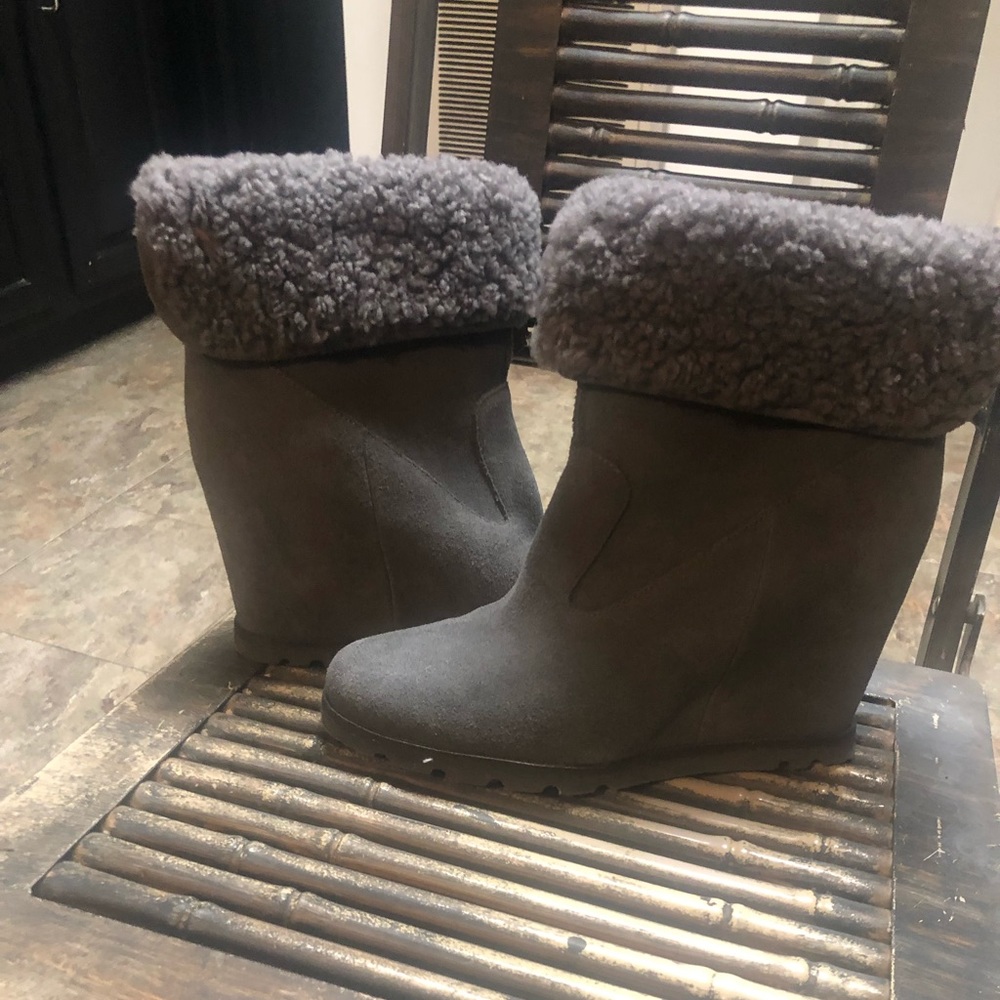 UGG wedge boots, grey. Size 9